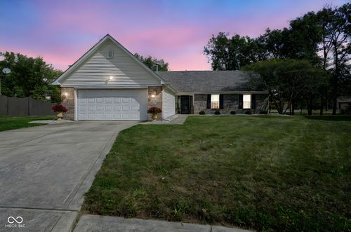 10020 Fountain Springs Ct, Indianapolis, IN, 46236-8113 | Card Image