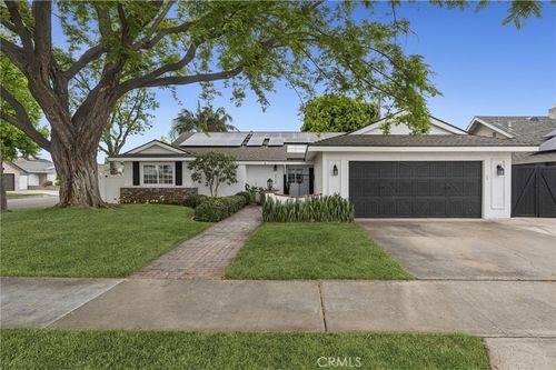 2729 E Dorothy Pl, Orange, CA, 92869-4702 | Card Image