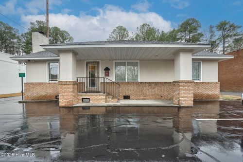 2627 Sunset Ave, Rocky Mount, NC, 27804-3748 | Card Image