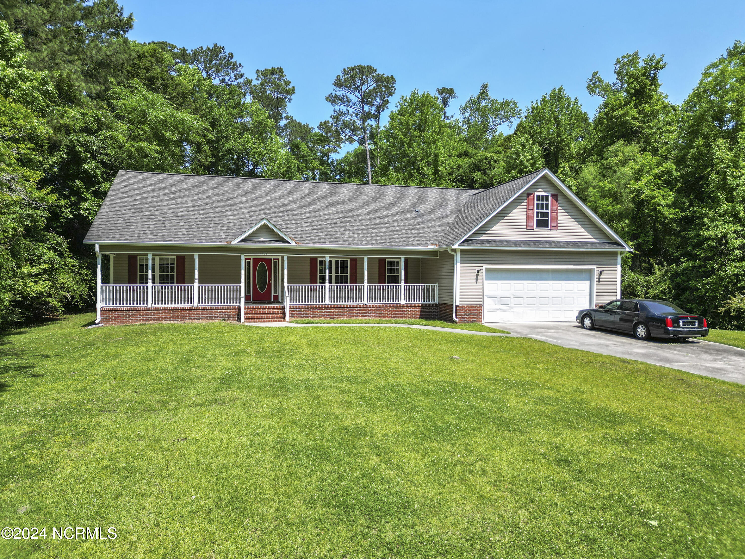 Shoreham Dr, Jacksonville, NC 28546