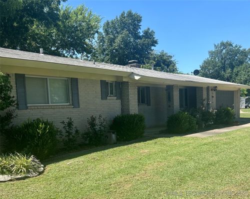 6996 E 19th St, Tulsa, OK, 74112-7610 | Card Image