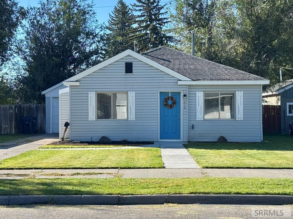 10th St, Idaho Falls, ID 83404