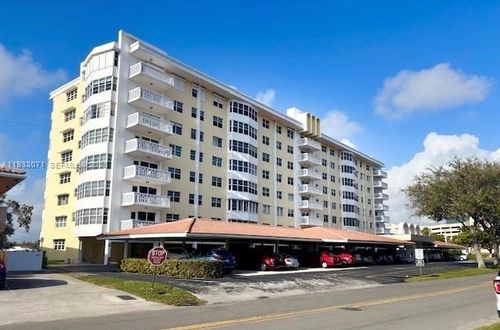 507-2500 Ne 48th Ln, Fort Lauderdale, FL, 33308-4776 | Card Image