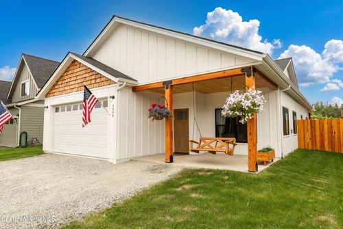 6806 Selkirk St, Bonners Ferry, ID, 83805-8668 | Card Image