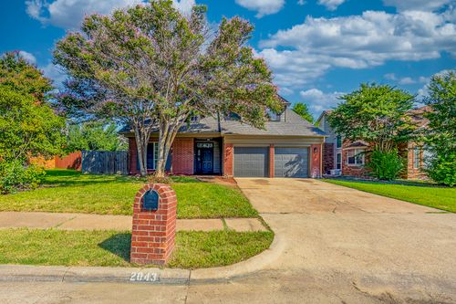 2043 Wanderlust Dr, Lewisville, TX, 75067-7482 | Card Image