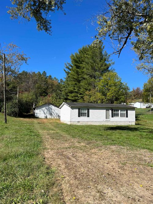 1337 Four Mile Rd, Rush, KY, 41168-8184 | Card Image