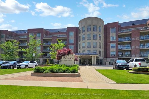 305-35 Baker Hill Blvd, Stouffville, ON, L4A1P8 | Card Image