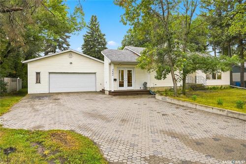 3445 11th St W, Saskatoon, SK, S7M1K4 | Card Image