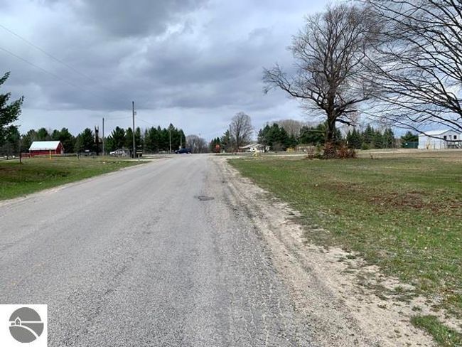 1871 Pine Tree, House other with 2 bedrooms, 1 bathrooms and null parking in Grawn MI | Image 21