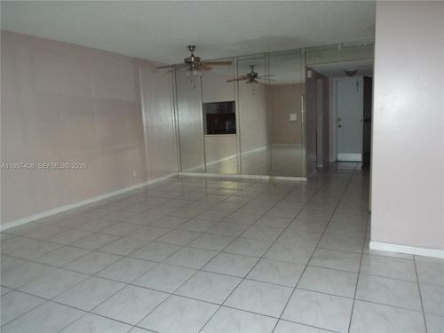 apt-102-410 Se 2nd St, Hallandale Beach, FL, 33009-5612 | Card Image