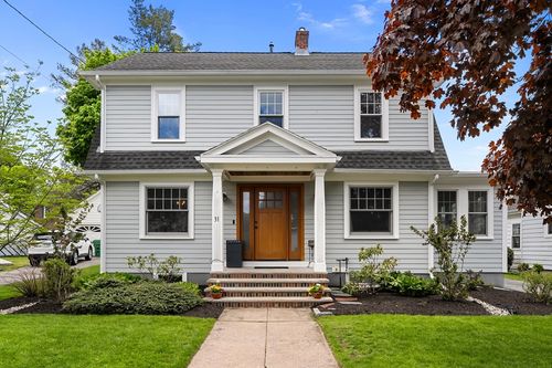 31 Whittier Rd, Medford, MA, 02155 | Card Image