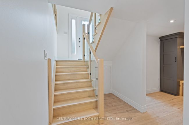 233 Dock Rd, House other with 3 bedrooms, 3 bathrooms and 5 parking in Barrie ON | Image 26