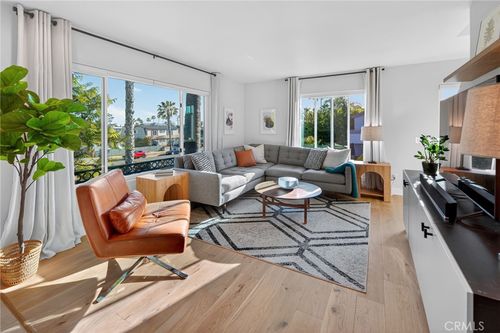 1258 Grand Ave, San Diego, CA, 92109-4274 | Card Image