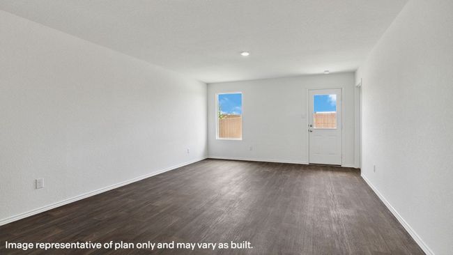 405 Wild Goose Drive, House other with 3 bedrooms, 2 bathrooms and null parking in Luling TX | Image 16