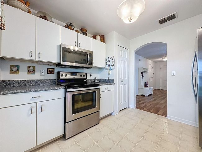 3586 Eversholt St, House other with 2 bedrooms, 2 bathrooms and null parking in CLERMONT FL | Image 14