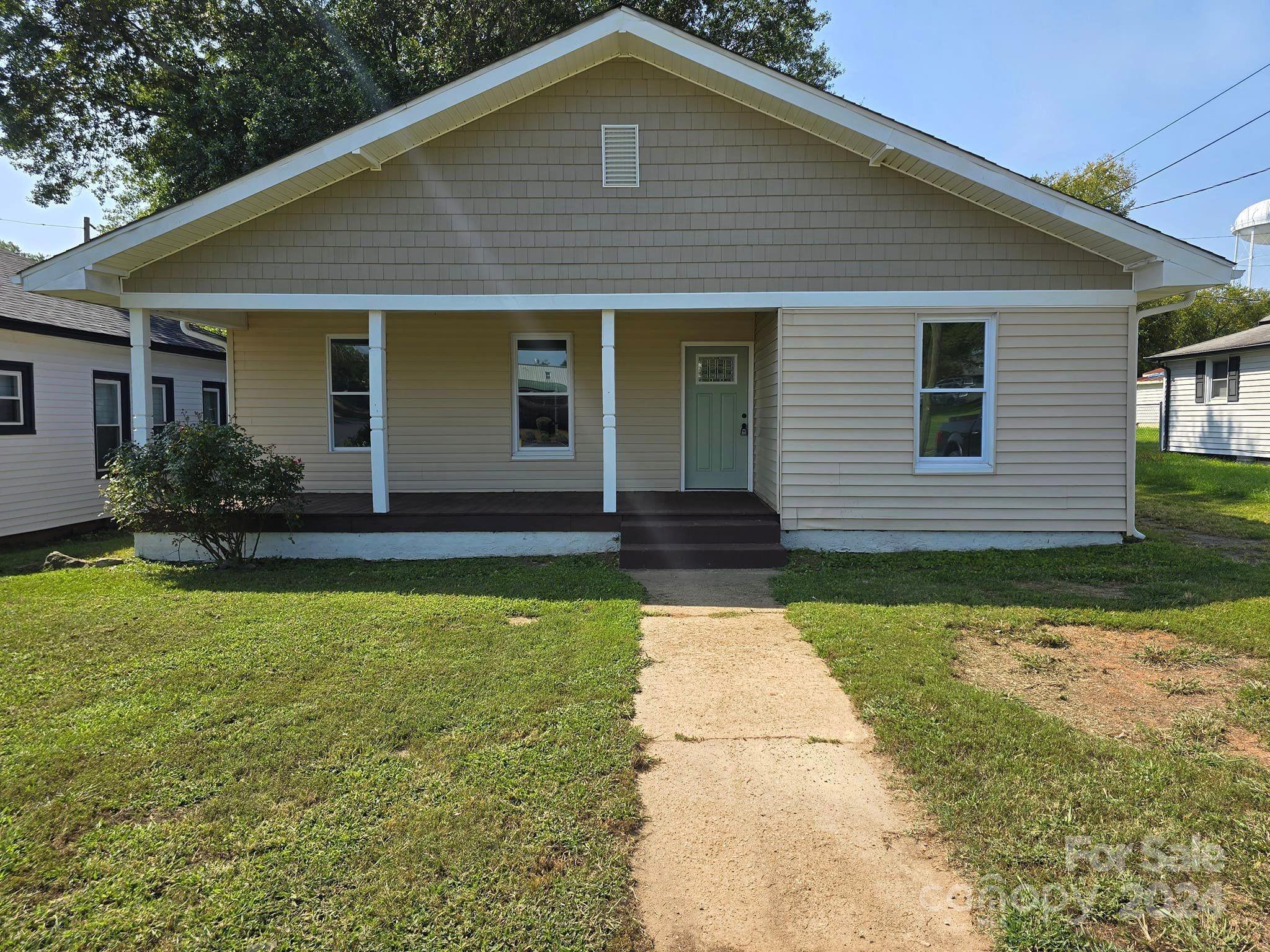 Gidney St, Shelby, NC 28150