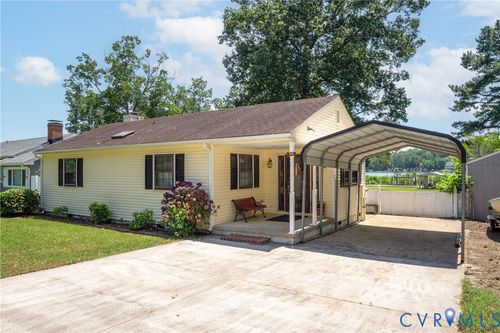 742 Shore Dr, Hartfield, VA, 23071-2045 | Card Image