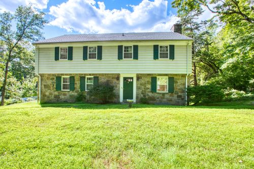 226 Stanwich Rd, Greenwich, CT, 06830-3529 | Card Image