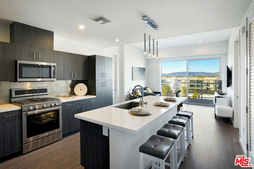 604-4140 Glencoe Ave, Marina del Rey, CA, 90292-5607 | Card Image