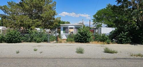 421 1st Ave, Yerington, NV, 89447-3153 | Card Image