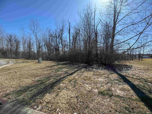1766 Hunters Cove Cir, Kokomo, IN, 46902-5180 | Card Image