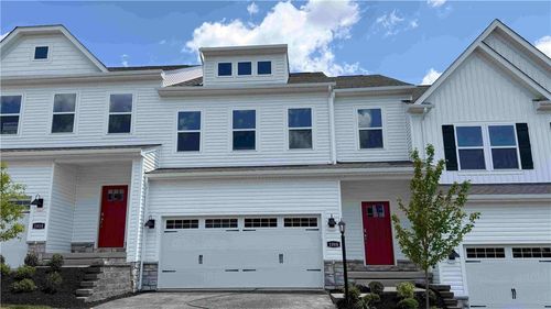 1008 Madisyn Ln, Valencia, PA, 16059 | Card Image