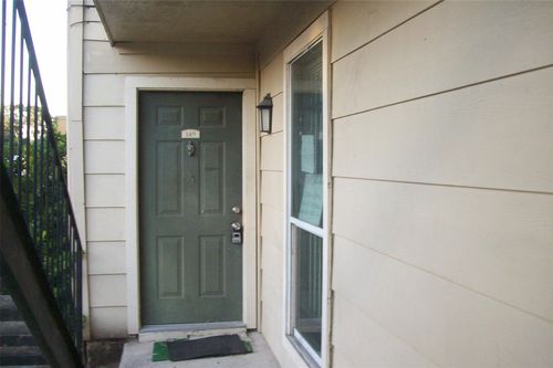 apt-149-8100 Creekbend Dr, Houston, TX, 77071-1532 | Card Image