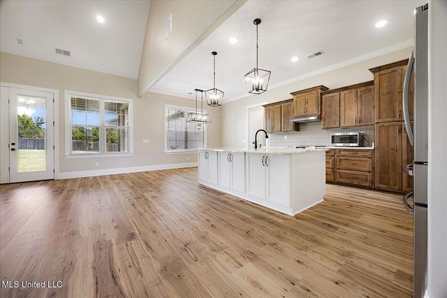 10-09-2155725ah-3210 Cypress Lake Dr S | Image 8