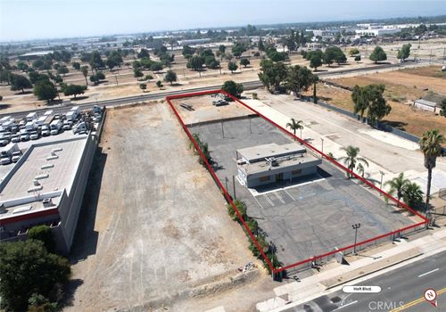 958 E Holt Blvd, Ontario, CA, 91761 | Card Image