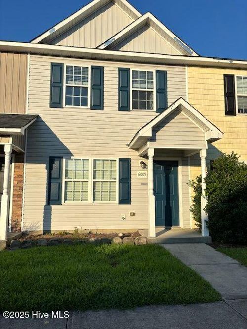 6005 Grandeur Ave, Jacksonville, NC, 28546-7243 | Card Image