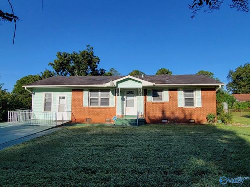 3107 Stewart St Nw, Huntsville, AL, 35810-3142 | Card Image