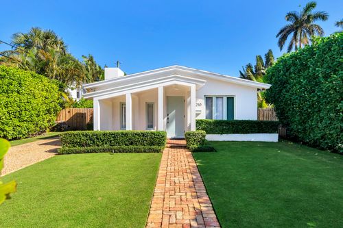 3210 Vincent Rd, West Palm Beach, FL, 33405-1639 | Card Image