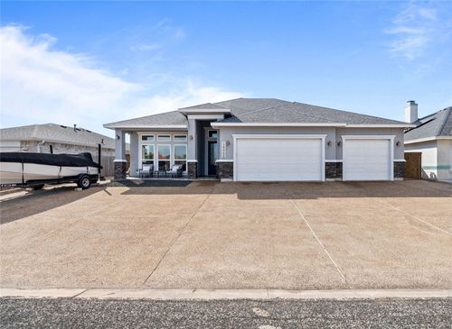 14005 La Blanquilla Dr, Corpus Christi, TX, 78418-6628 | Card Image
