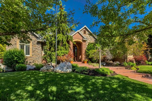 62 Country Spring Cir, Kaysville, UT, 84037-9819 | Card Image