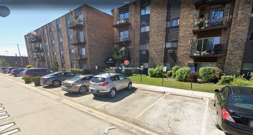apt-211-8901 N Western Ave, Des Plaines, IL, 60016-5534 | Card Image