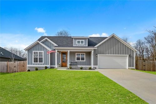 23 Lockhart Dr, Bella Vista, AR, 72715-6074 | Card Image