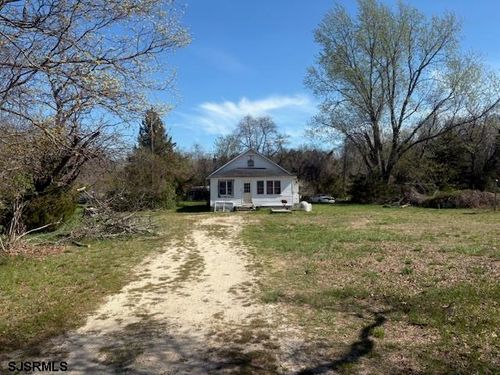 210-212 S Genoa Ave, Absecon, NJ, 08205 | Card Image