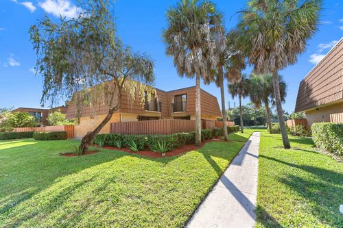 146 Heritage Way, West Palm Beach, FL, 33407-6861 | Card Image