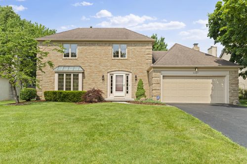 5227 Brynwood Dr, Upper Arlington, OH, 43220-2273 | Card Image