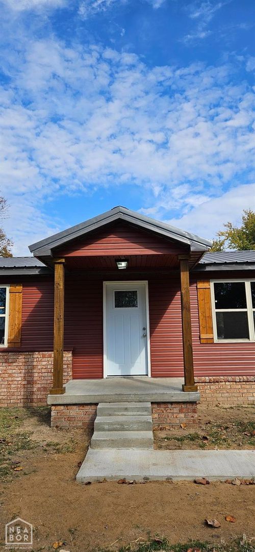 1004 Maddox St, Corning, AR, 72422-1742 | Card Image