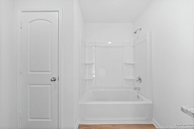 10946 Lafayette Loop, House other with 3 bedrooms, 2 bathrooms and null parking in Converse TX | Image 14