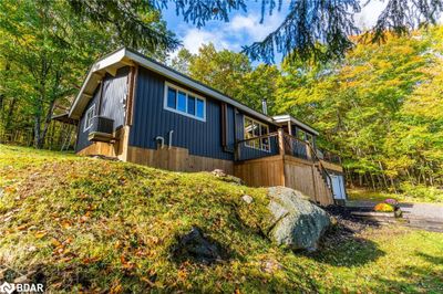 19181 Highway 35, House other with 2 bedrooms, 1 bathrooms and 11 parking in Algonquin Highlands ON | Image 1