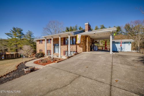 929 Nantucket Ave, Mount Carmel, TN, 37645-3316 | Card Image