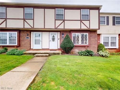173 Ault Street, Wadsworth, OH, 44281 | Card Image