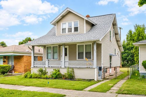 7271 Wiegand, Center Line, MI, 48015-1444 | Card Image