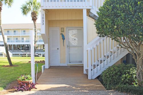 1033-775 Gulf Shore Dr, Destin, FL, 32541-3138 | Card Image