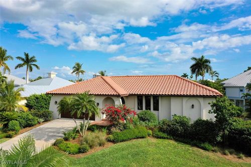 1421 Sand Castle Rd, SANIBEL, FL, 33957-3622 | Card Image