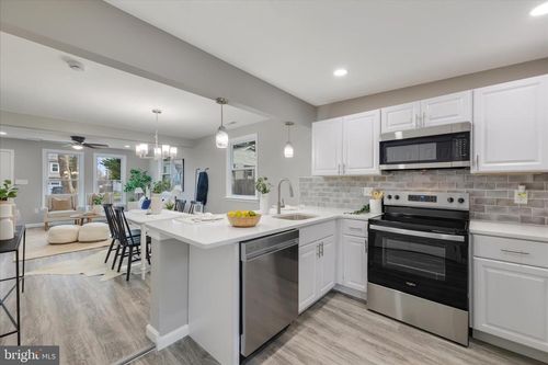 1258 Cape St Claire Rd, ANNAPOLIS, MD, 21409-4914 | Card Image