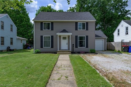 746 E Highland Ave, Ravenna, OH, 44266-2419 | Card Image