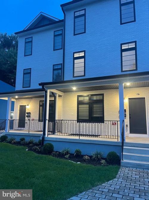 7521 Ridge Ave, PHILADELPHIA, PA, 19128-3135 | Card Image